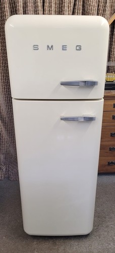 Classic cream smeg - a,