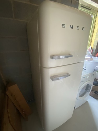 Smeg freestanding cream fridge - cream,