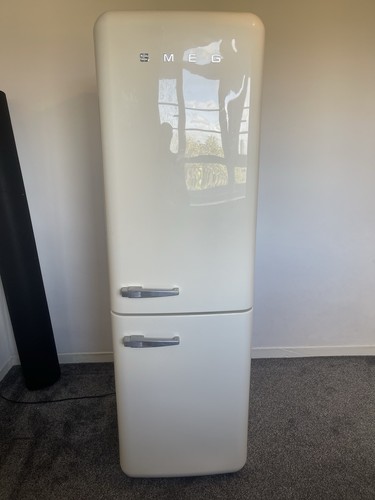 Smeg fridge freezer cream - fridge, l