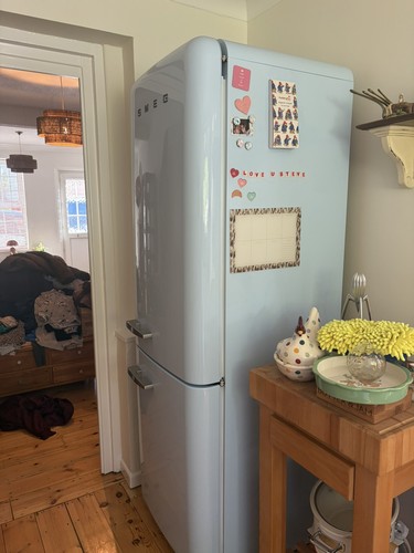 Smeg fridge freezer - smeg,