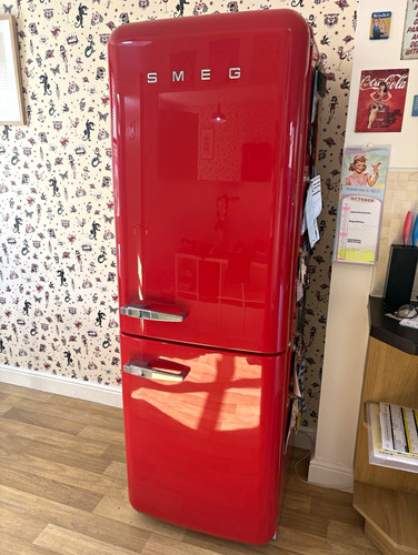 Red smeg retro fridge - red,