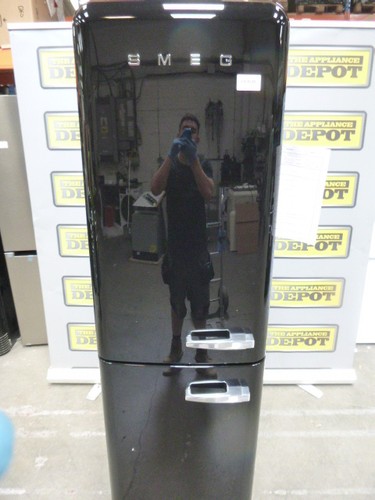 Smeg fridge freezer - smeg,